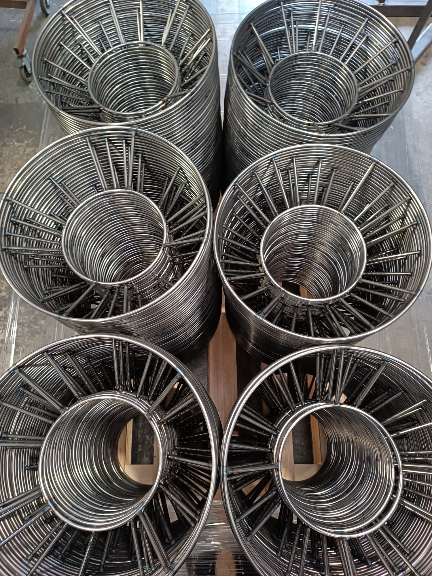 Cestello in filo metallico per pesca maruzzelle