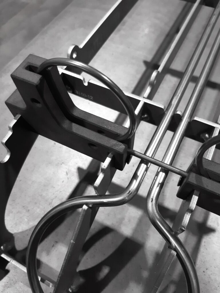particolare 3d carrello croquet in filo metallico
