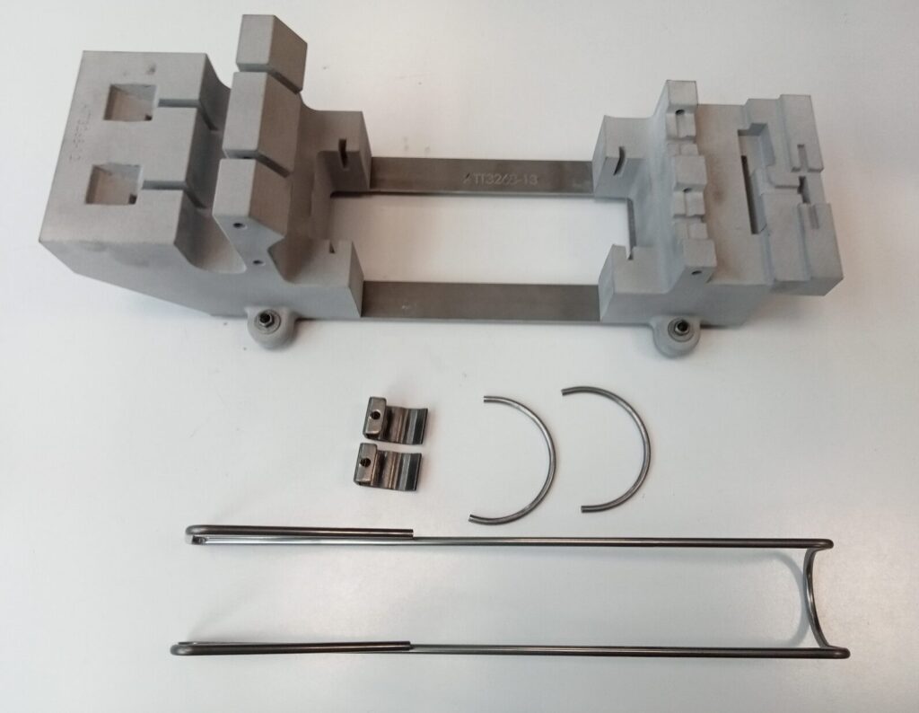 Maschera per puntatura gancio porta Minipimer