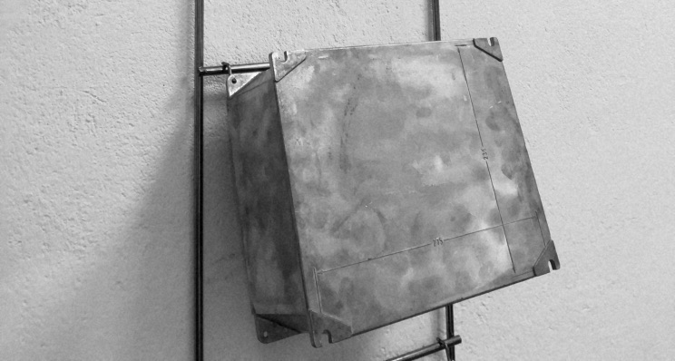 Telaio in filo metallico per verniciatura